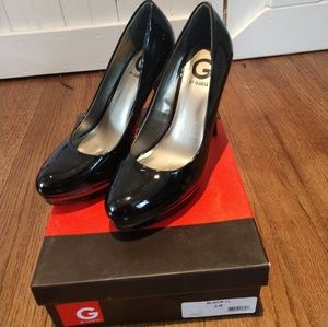Guess heels- black